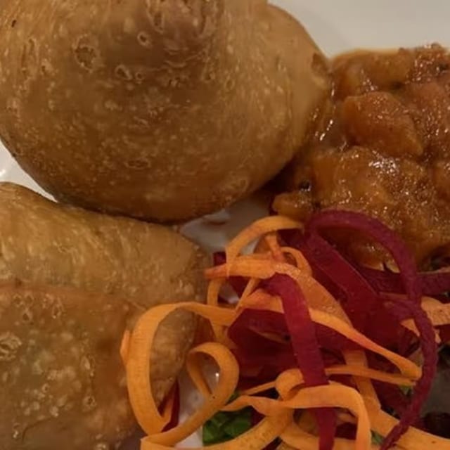 Aloo Samosa.