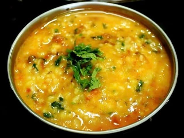 Peeli Daal.