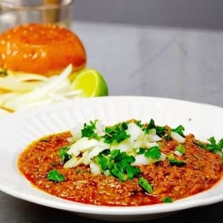 Keema Pav (Chicken)